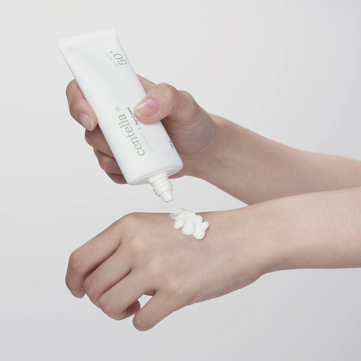 Cremă protecție solară, MIXSOON, Centella Sun Cream, 50ml 3 centella suncream, mixsoon